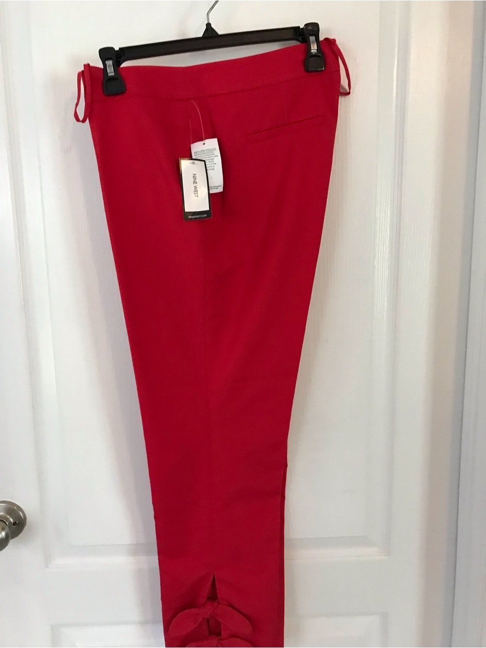 Nine West Red Straight Leg Ankle Length Pants with Bows